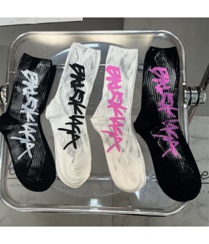 Wholesale Fashion Trending Graffiti Ribbed Socks Women High Quality Streetwear Cotton Crew Socks